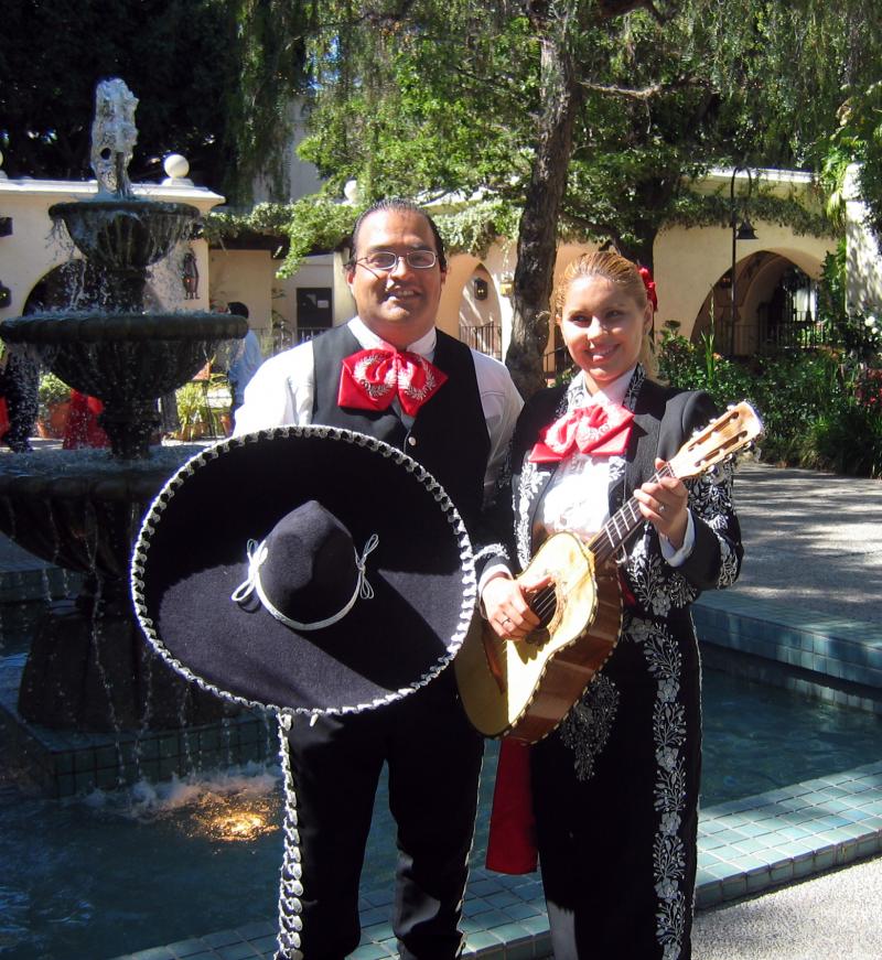 Duo de mariachis